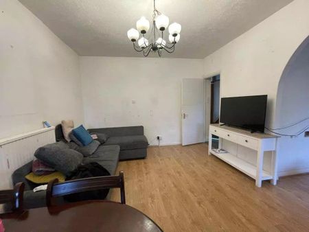 2 bedroom flat to rent - Photo 5