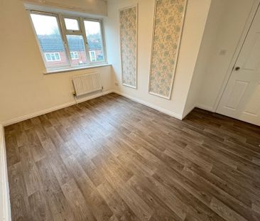 BramptonClose, ILKESTON - Photo 5