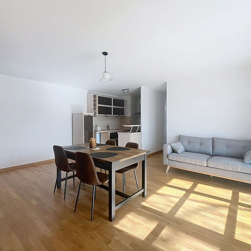 Apartment - Photo 1