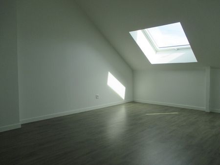 Location Appartement 4 Pièces 67 m² - Photo 5