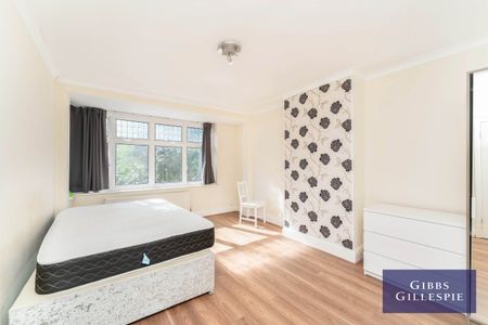 5 Bedroom House to rent - Photo 2