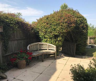 3 bedroom end of terrace house to rent - Photo 5