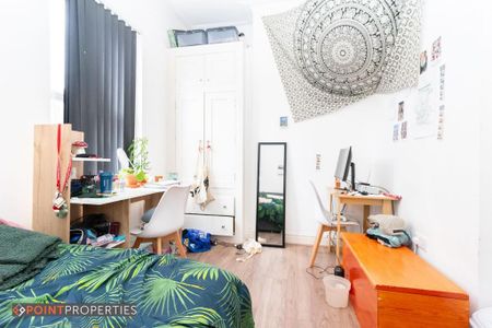 4 bedroom terraced house to rent - Photo 3