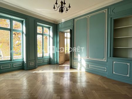 Maison T10 près de JARNAC à louer - Photo 3