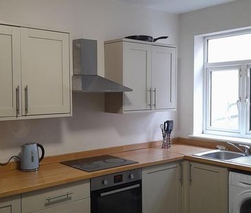 1 bedroom in a house share to rent - Photo 4