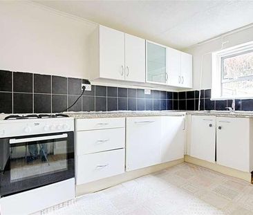 Shrubbery Road, London, N9 - Photo 5