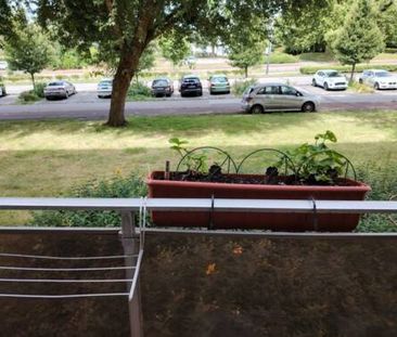 Loue chambre pour étudiant proche du tramway - Photo 1