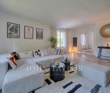 Maison à louer Mougins, Cote d'Azur, France8 500 EUR / Mois - Photo 5