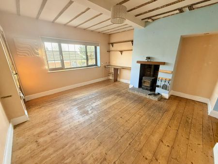 3 bedroom terraced house to rent - Photo 2