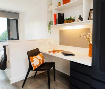 Two Bed Club Apartment - Photo 5