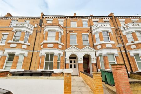 Mazenod Avenue, NW6, London - Photo 5