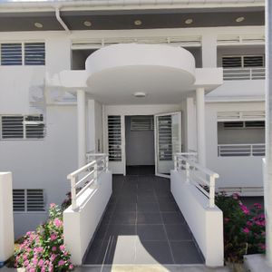 Location appartement 3 pièces, 88.15m², Les Trois-Îlets - Photo 2