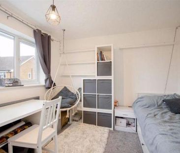 4 bedroom detached house to rent - Photo 3