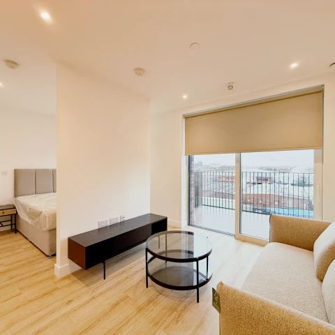 Studio Flat 26 - Photo 1