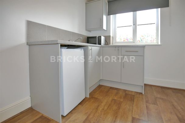 Flat R, 65, Allerhope, Cramlington, NE23 6SX - Photo 1