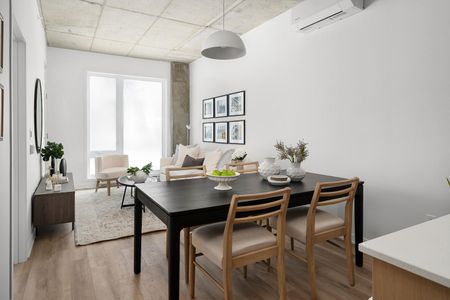 UNIVERT LaSalle Condos for rent - Photo 5