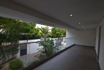 Moradia isolada T4+1 para arrendamento no Alto da Barra em Oeiras