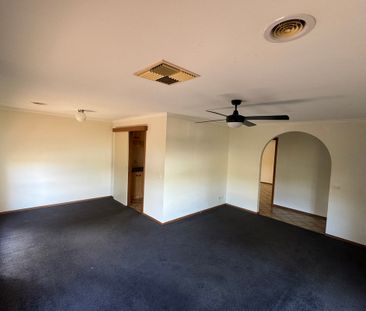 3 BEDROOM HOME IN SOUTH SHEPPARTON! - Photo 4