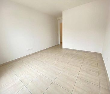 Location appartement récent 3 pièces 64 m² à Saint-Gély-du-Fesc (34980) - Photo 2