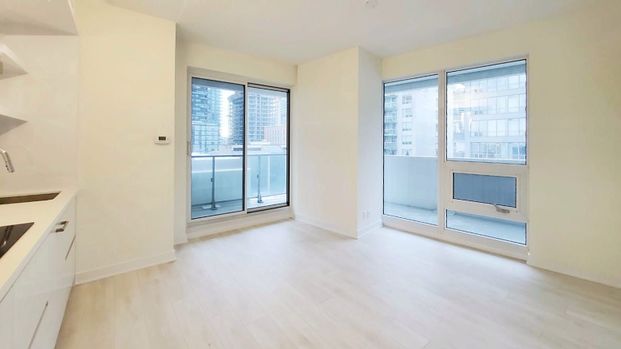 For Lease - 2221 Yonge Street Unit# 902, Toronto, Ontario - Photo 1