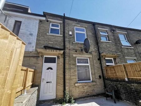 Cambridge Street, Bradford, BD7 - Photo 5