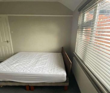 Colgate Crescent, Fallowfield, M14 - Photo 3