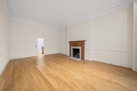 3 bedroom flat to rent - Photo 4