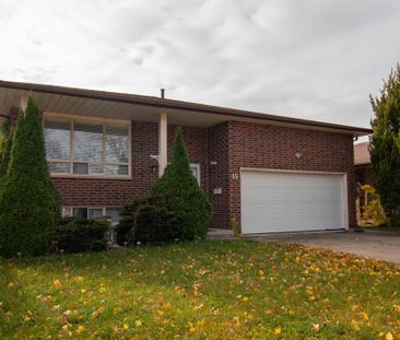 Spacious 2 Bedroom Lower Unit In Welland! - Photo 1