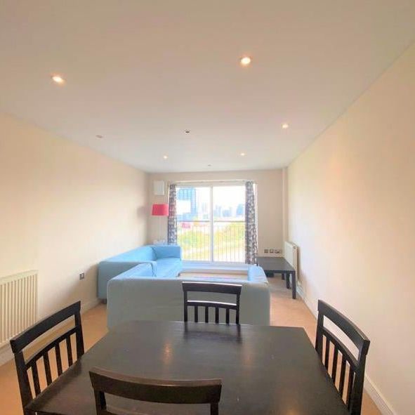 1 Bed Flat, Settlers Court, E14 - Photo 1