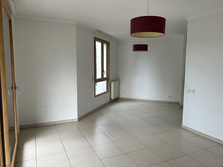 Location appartement 3 pièces, 65.82m², Bry-sur-Marne - Photo 2
