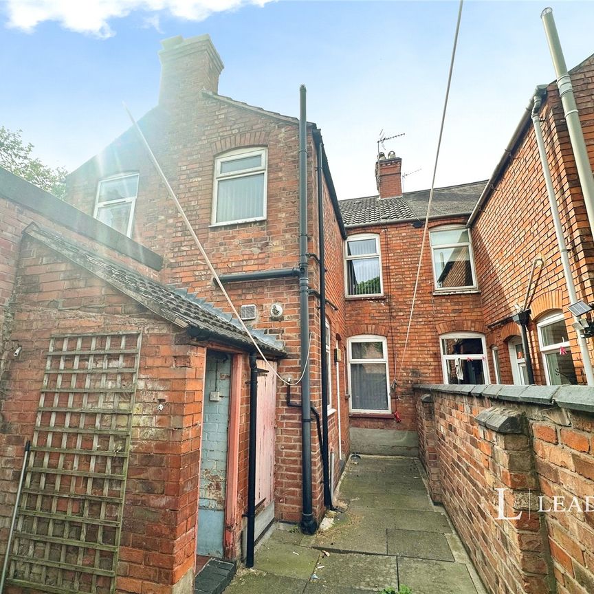 2 bedroom house to rent Wilberforce Road, Leicester, Leicestershire, LE3 - Photo 1