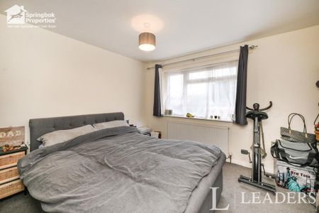 3 bedroom terraced house to rent - Photo 5