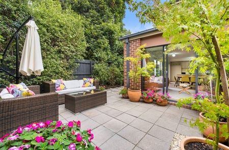 A breath of fresh air in the Box Hill High zone - Photo 3