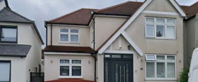 2 Bed Flat, Gladstone Park Gardens, NW2 - Photo 1