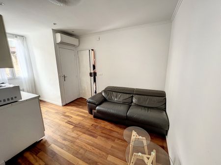 Location Appartement 2 pièces 23m² NICE 06300 - Photo 2