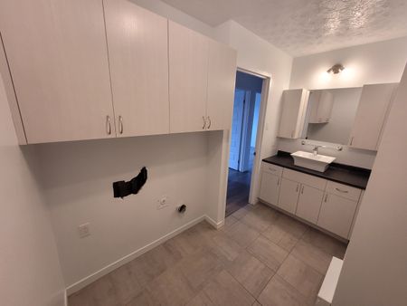 Logement 3 ½ spacieux à proximité du Mont-Bellevue et de l’Université de Sherbrooke - Photo 5