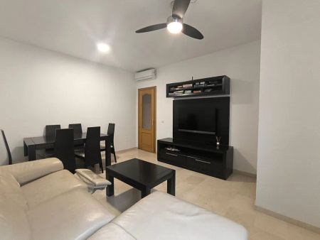 Alquiler de piso en Calle Emilio de la Cerda - Photo 5