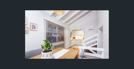 Cosy Como Townhouse with Newly Renovated Kitchen - Photo 2