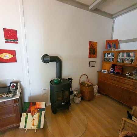 Charmante 3-Zimmer-Wohnung mit ländlichem Flair in modernisiertem Hofensemble zu vermieten - Photo 3