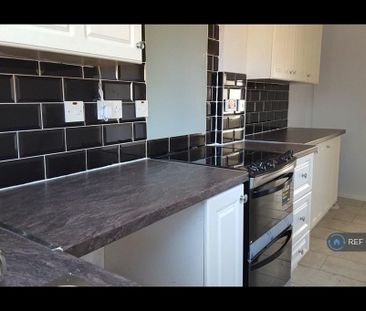 3 bedroom terraced house to rent - Photo 4