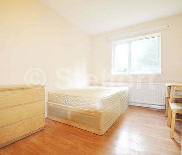 Colney Hatch Lane, N10, London - Photo 2