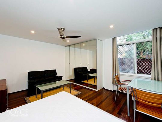 13/122 Terrace Road, Perth WA 6000 - Photo 1