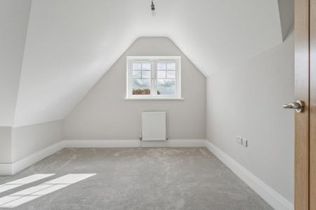 4 bedroom terraced house to rent - Photo 3