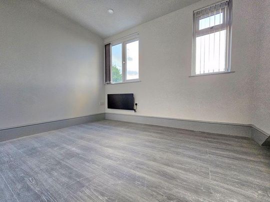 7 bedroom terraced house to rent - Photo 1