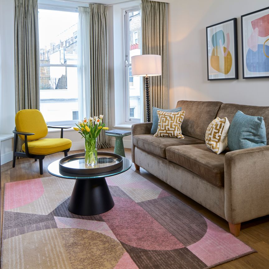 A luxurious two-bedroom apartment at Cheval Harrington Court, South Kensington, London SW7 - Photo 1