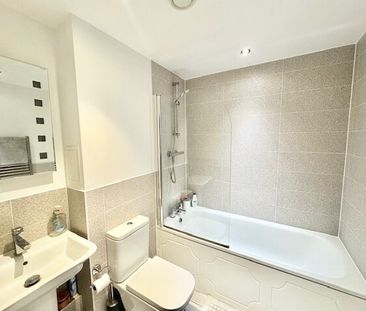 Chapel Court, Romford, RM7 0FT - Photo 1