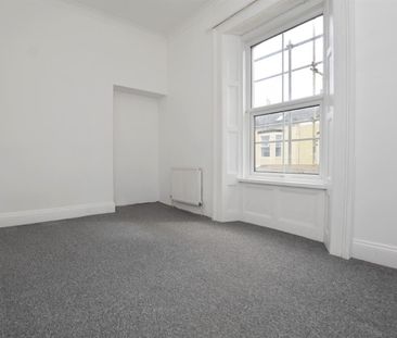 Hill Park Crescent, Plymouth, Devon, PL4 - Photo 4