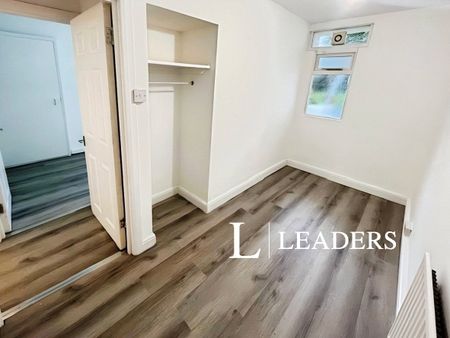 2 bedroom apartment to rent Lansdowne Street, Hove, East Sussex, BN3 - Photo 3