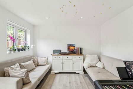 3 bedroom house to rent - Photo 2