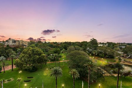 Perfectly Positioned Renovated Apartment! - Photo 2